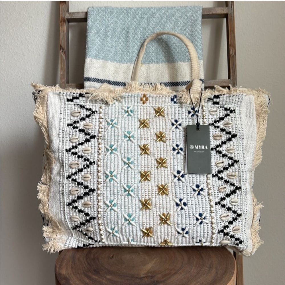 Myra Sonoran Starlight Weekender Bag NWT